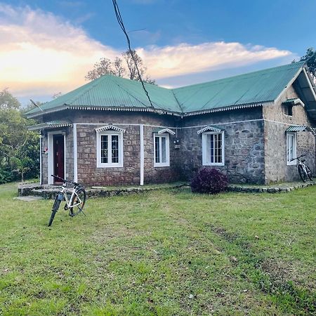 Thottom Stays Private Bungalow Муннар Экстерьер фото